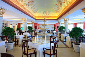 Bella Italia Restaurant - Luxury Bahia Principe Fantasia